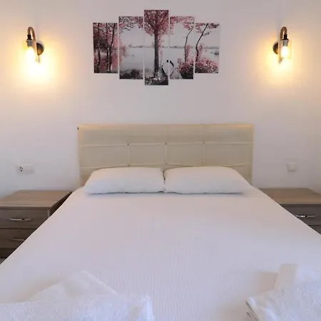 فندق Gumbet Hotel