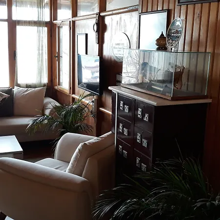 Gumbet Hotel غومْبيت