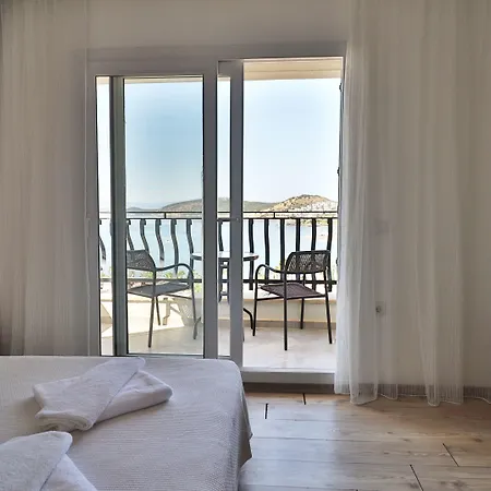 Gumbet Hotel 호텔 3*