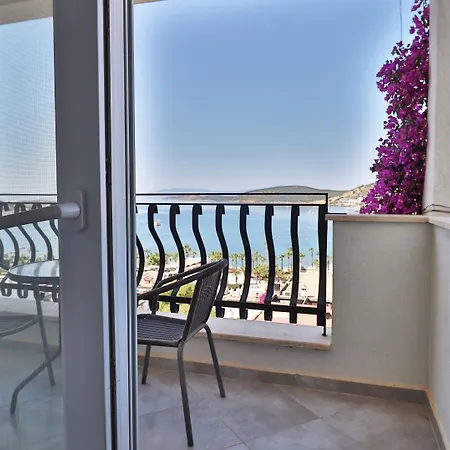 فندق Gumbet Hotel غومْبيت